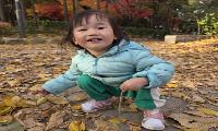월랑 신낙형 시인의 [가을을 줍는 작은 손]
