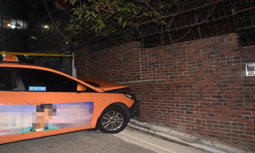 등촌로 소재 골목길 담벼락추돌사고
